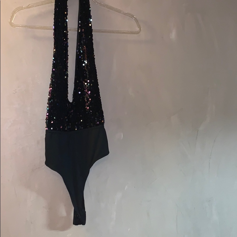 🎉AE design size small multi sequins bodysuit